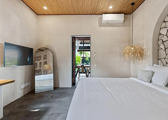 Villa Brand New 4br With Pool, Sauna & Fire Pit Close To Nusa Dua And Uluwatu Jimbaran