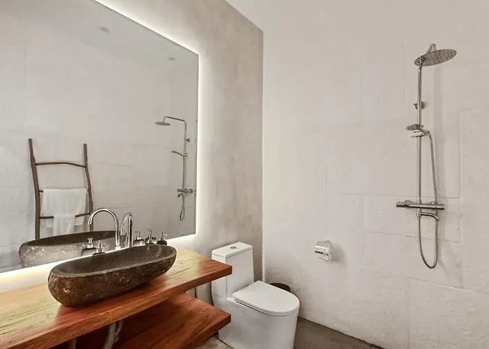 Brand New 4br With Pool, Sauna & Fire Pit Close To Nusa Dua And Uluwatu *