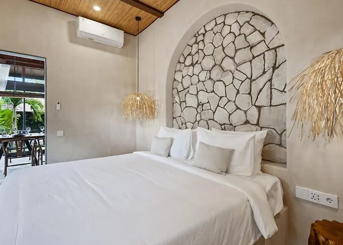Brand New 4br With Pool, Sauna & Fire Pit Close To Nusa Dua And Uluwatu Villa