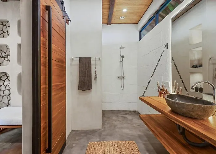 Brand New 4br With Pool, Sauna & Fire Pit Close To Nusa Dua And Uluwatu Jimbaran