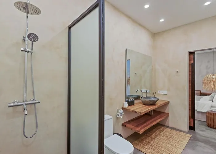 Villa Brand New 4br With Pool, Sauna & Fire Pit Close To Nusa Dua And Uluwatu Jimbaran
